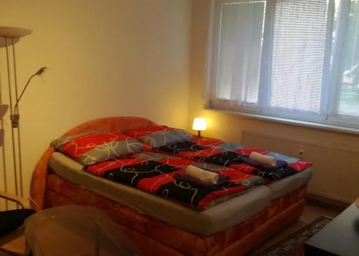 Flat For 2 People, Wifi 아파트